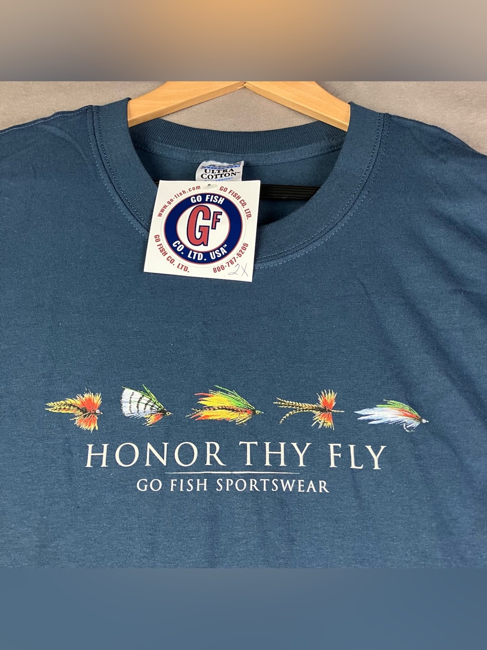 Vintage Go Fish Co. Honor Thy Fly Flyfishing Graphic T Shirt Blue Size XXL NWT.